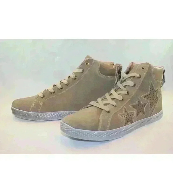 NEW B.F.T. by Barefoot Tess 'Emaya' Hi High Top Star Sneaker, Size 44 EU / 11 US - Picture 2 of 6